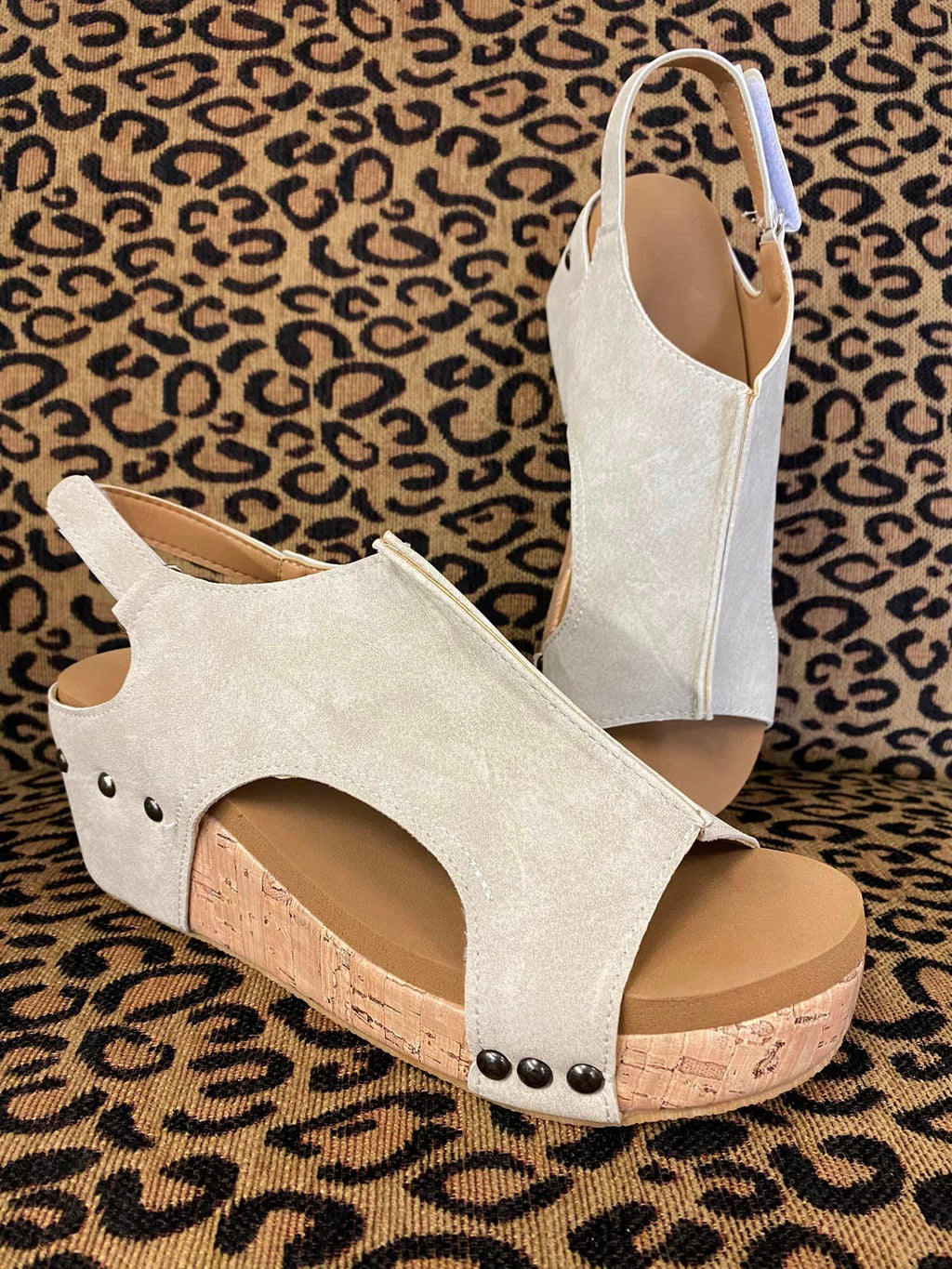 Gray Stitched Leather Studded Wedge Sandals S6005
